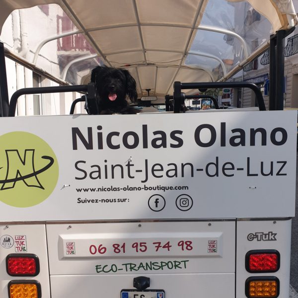 publicité mobile sur les tuk-tuks électriques à Saint-Jean-de-Luz